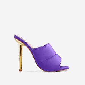 GATLIN PADDED SQUARE PEEP TOE METALLIC STILETTO HEEL MULE IN PURPLE NYLON